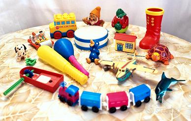 Set 16 giocattoli vintage anni 80/90