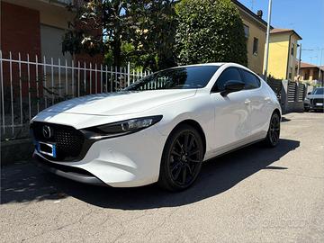 Mazda 3 Homura - 3 anni di garanzia