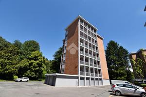 5 LOCALI A IVREA
