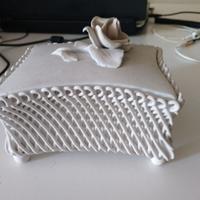 scatola centrotavola in ceramica bianca