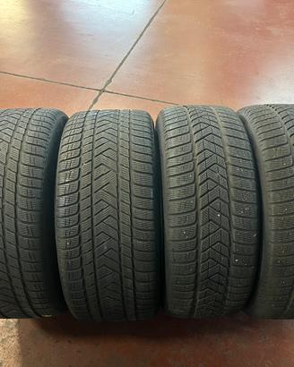 Gomme Invernali 255  45 20 101W / 285 40 20 104W