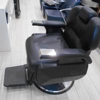 Poltrona + Insegna Barber Shop