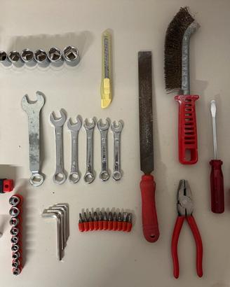 Set Utensili Manuali e Attrezzi da Lavoro Misti