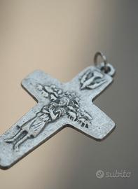 Ciondolo croce vintage religioso antico 