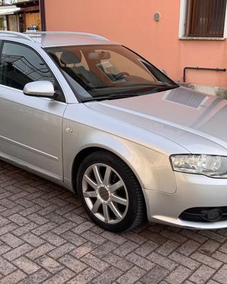 Audi A4 2.0 Tdi S-Line Perfetta