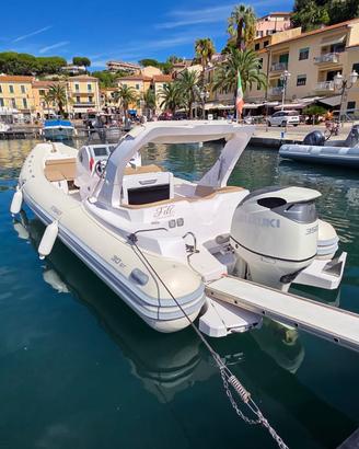 Gommone Stingher 30 Suzuki 350 2018