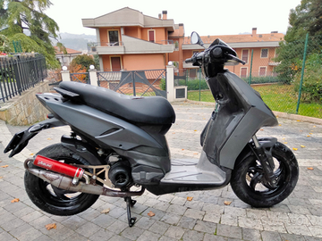 Scooter typhoon 50