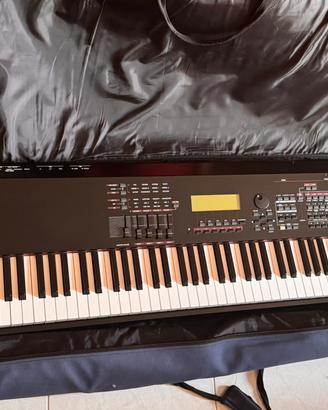 Yamaha S90ES