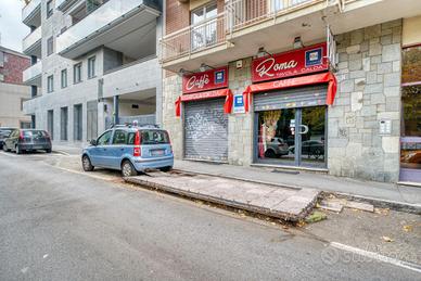 NEGOZIO A RIVOLI