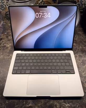 Apple MacBook Pro 14" M4 (16GB / 512GB) Silver