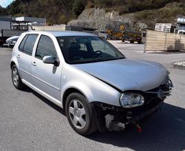 Volkswagen Golf 1.9TDI 115cv Highline 5p