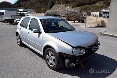 Volkswagen Golf 1.9TDI 115cv Highline 5p