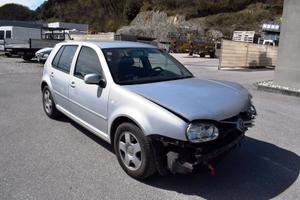 Volkswagen Golf 1.9TDI 115cv Highline 5p