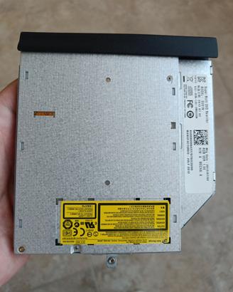 4 GB di RAM per portatile e lettore dvd