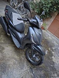 Beverly 400 hpe   Sport