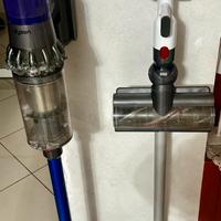 Aspirapolvere Dyson V11 completo
