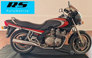 Yamaha XJ 900