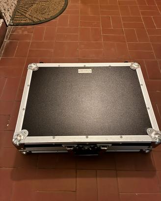 Filght case dj