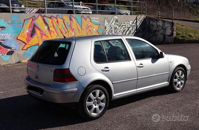 Volkswagen golf 2003