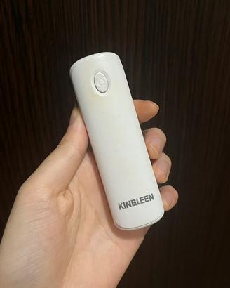 Power bank bianco KINGLEEN con torcia integrata