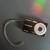 Fotocamera digitale Olympus FE-360, kit completo