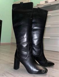 Stivale alto in pelle nero Cafè Noir