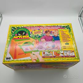 la fabbrica dei mostri Yuri