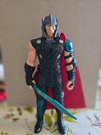 Marvel Hasbro 33 Thor Ragnarock