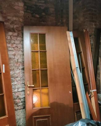 Porte in Legno massello con vetro_ €60 cad.