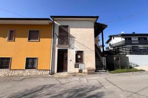 CASA INDIPENDENTE A SANTO STEFANO DEL SOLE