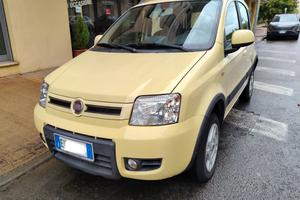 Fiat Panda 1.3 MJT 16V DPF 4x4 Climbing