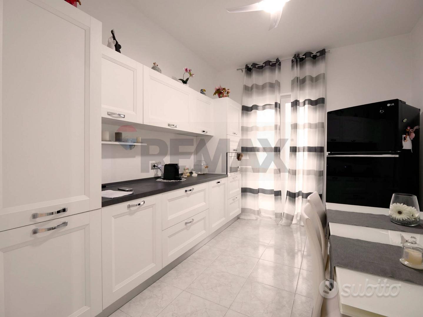 Apartment in Bari, San Paolo, Municipio 3 - Altro