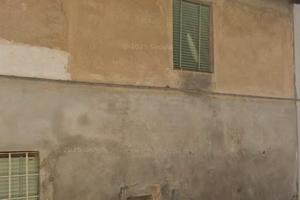 Casa su due livelli da ristrutturare