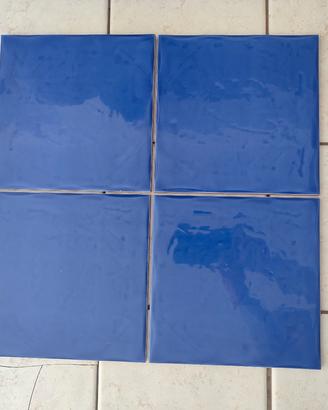 piastrella lucida blu