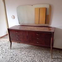 Comò con comodini e speccjio