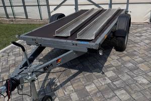 Rimorchio portata complessiva 1300 lg