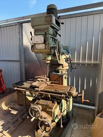 Fresa verticale automatica