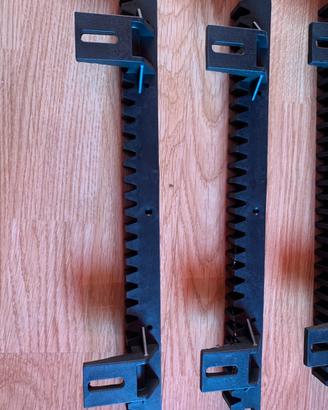 Cremagliera per cancello 12 pezzi