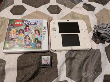 Nintendo 2ds + 2 giochi e caricabatterie 