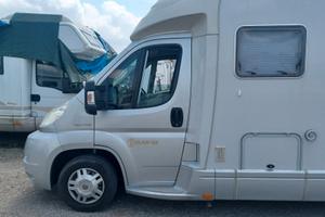 camper semintegrato