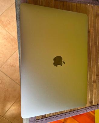 macbook air M1 anno 2023