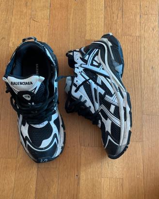 Balenciaga Runners