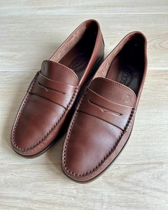 Tod's mocassini uomo in pelle bordeaux