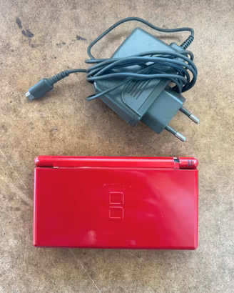 Nintendo DS LITE ROSSA DA TESTARE/non funzionante