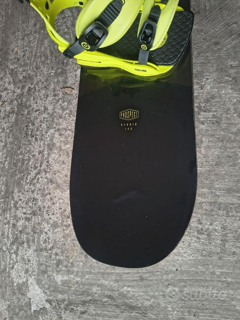 Salomon Prospect 153 Snowboard + Attacchi Union M - Sports In