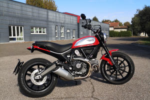 Ducati scrambler 800