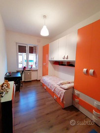 Camera singola con bagno e lavatrice privati