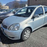 Toyota Yaris 5p 1.0 Sol