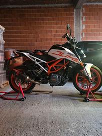 KTM DUKE 390 2020 Akrapovic
