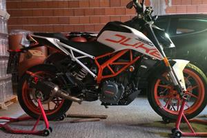 KTM DUKE 390 2020
